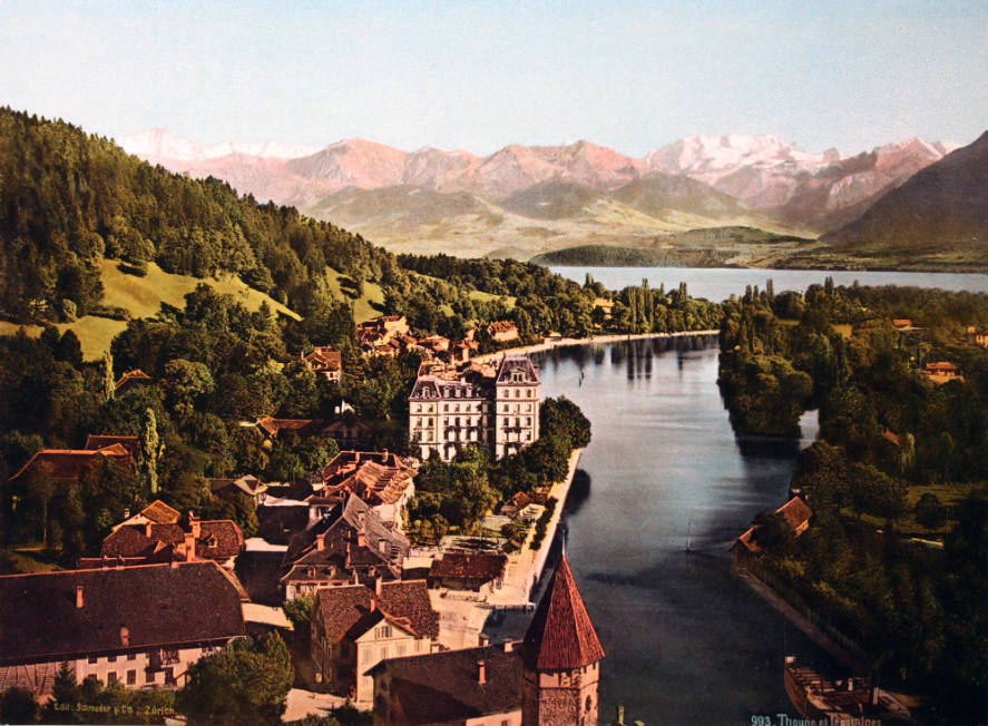 Zurich Thoune et Les Alpes