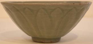 Porcelain bowl with green glaze