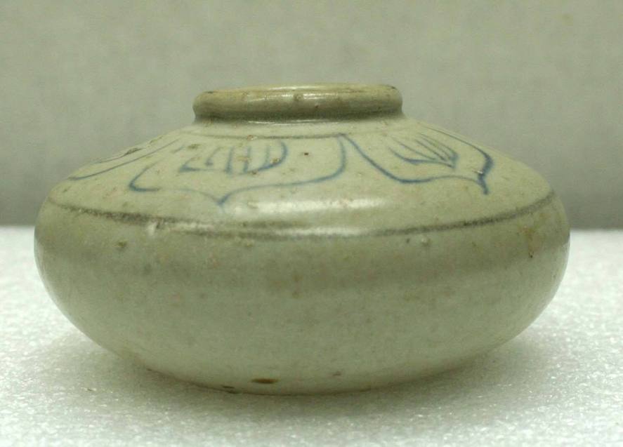 Anamese Jar