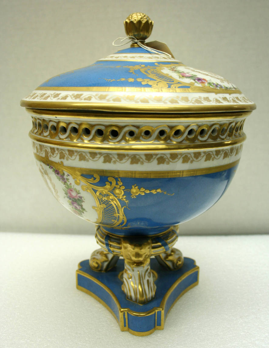 Bowl with lid from Sevres, France